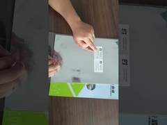 WG4633モデルMentalized明るい銀製BOPPのアクリルの接着剤の白いグラシンはさみ金